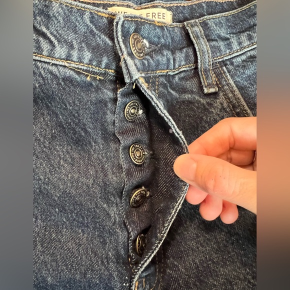 We The Free Good Luck Mid Rise Barrel Jeans Size 27 Dark Wash - Picture 7 of 14